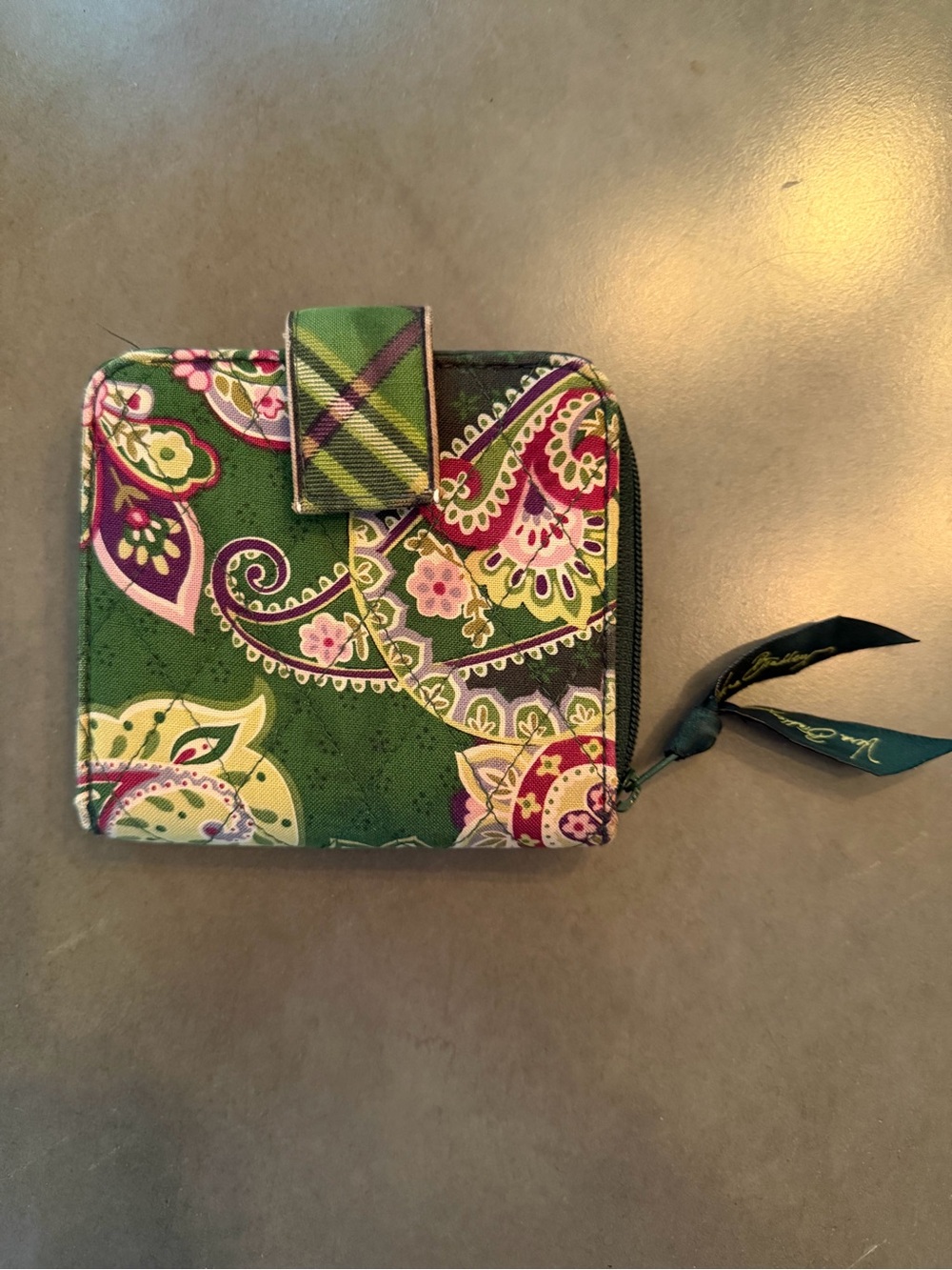 Vera Bradley Green Paisley Quilted Wallet - Picture 2 of 5